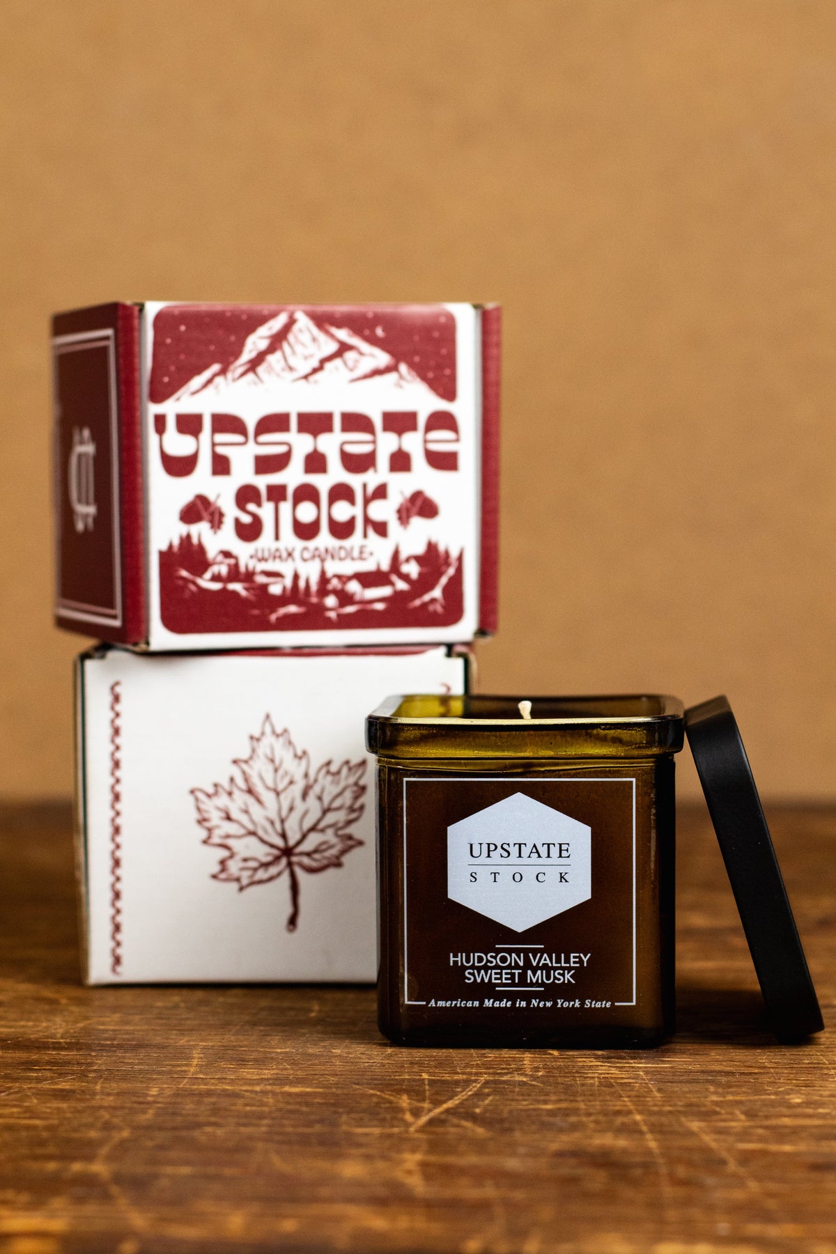 Minnewaska Flowering Dogwood - NY Made Coconut Wax Candle - Amber