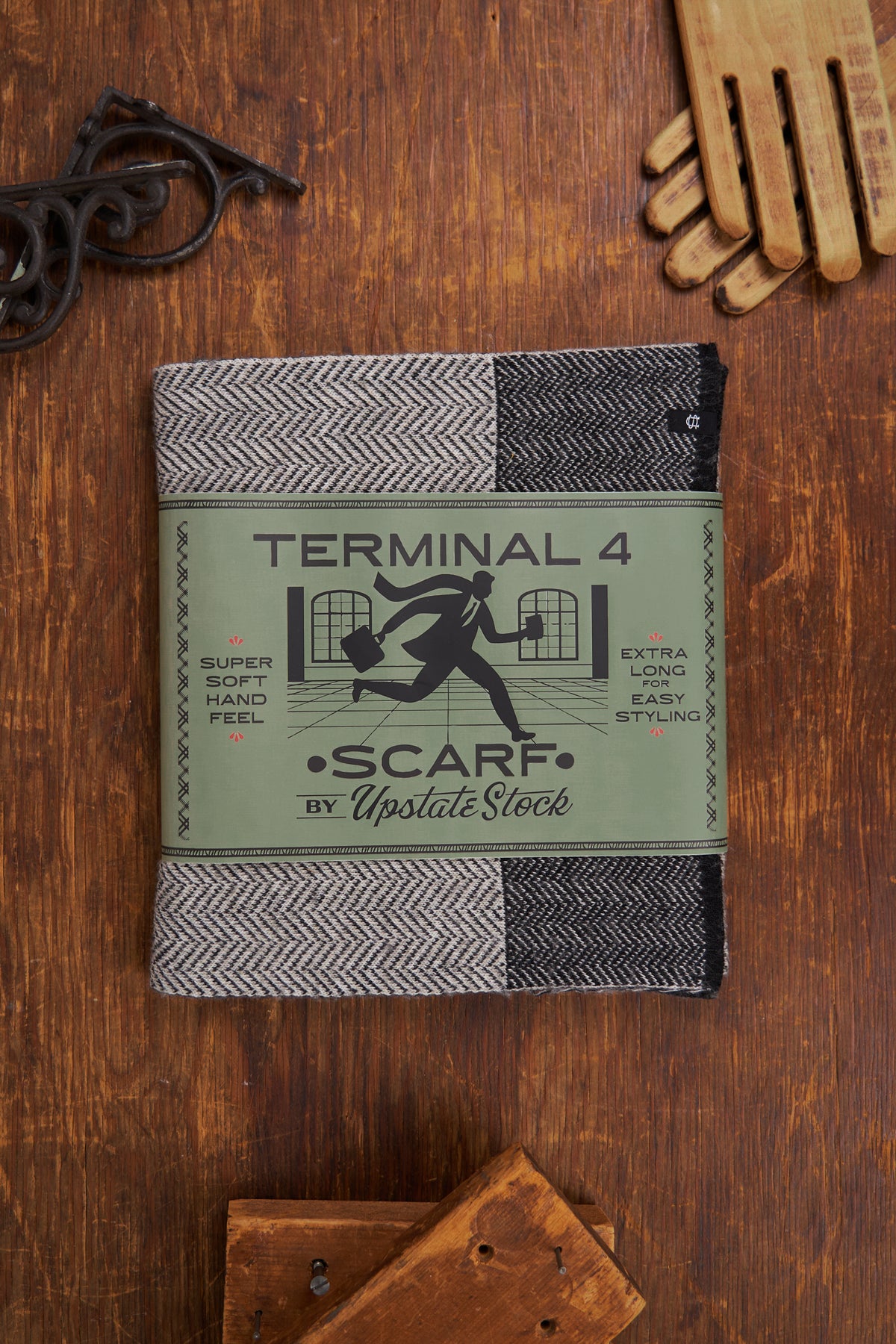 Fog Merino Wool and Recycled PET - Terminal 4 Scarf